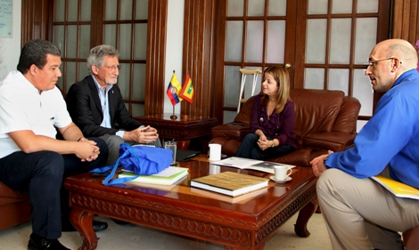 Con apoyo de Cuerpos de Paz, Distrito fortalecerá bilingüismo en instituciones educativas